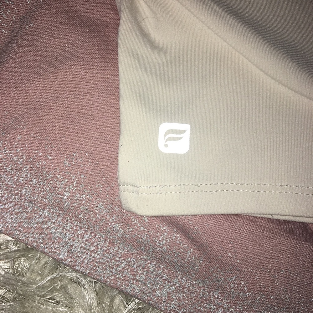2 FABLETICS workout tops! Wms med - Picture 10 of 15